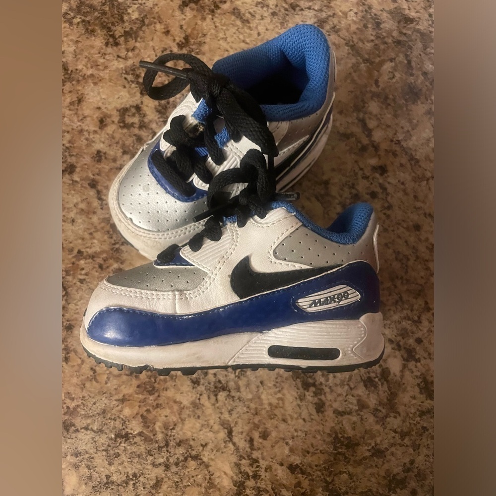 Nike Air Max 90 Low Kids Size 4C Blue Silver Black Athletic Comfort SNEAKERS - Picture 3 of 5
